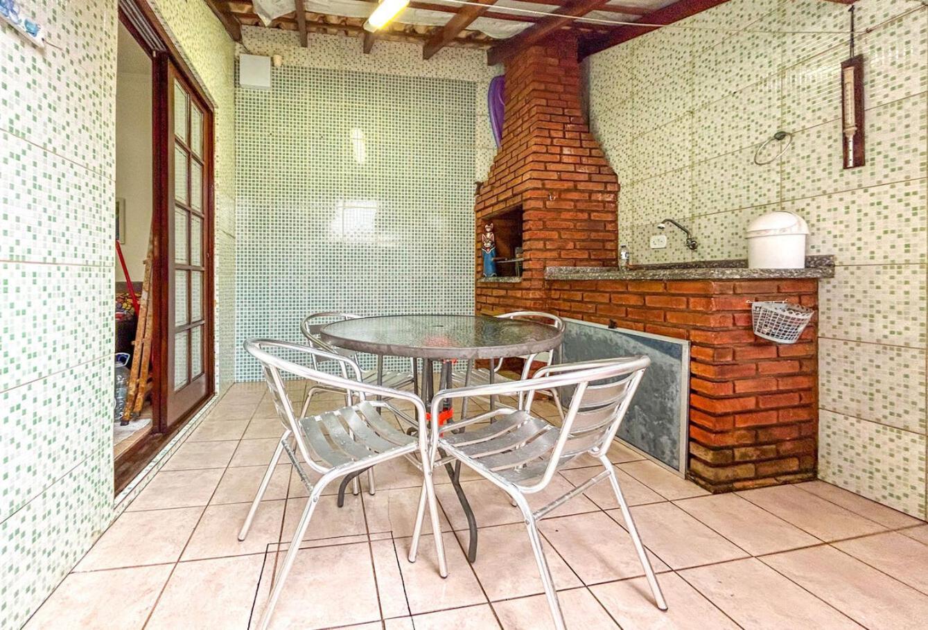 Вілла Incrivel Casa A 200M Da Praia Da Enseada Бертіога Екстер'єр фото